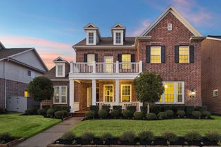 66 Footbridge Way, The Woodlands, TX 77389