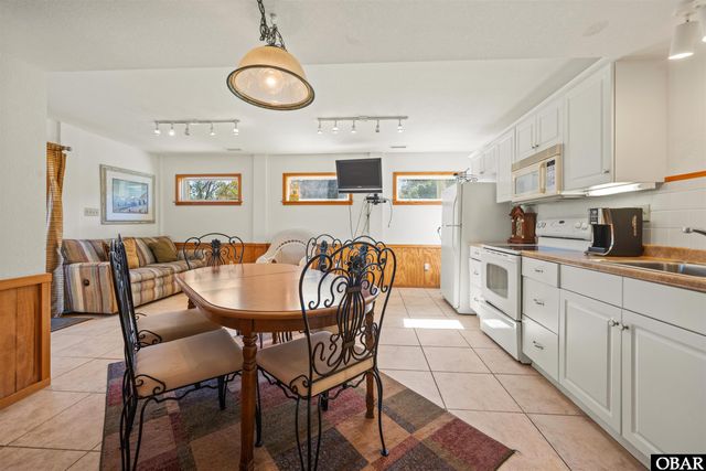 152 Whistling Swan Drive Lot 10, Duck, NC 27949