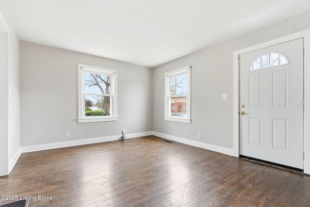 1119 W Ashland Ave, Louisville, KY 40215