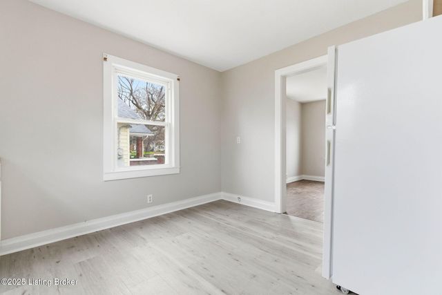 1119 W Ashland Ave, Louisville, KY 40215