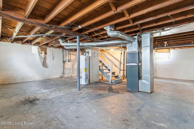 1119 W Ashland Ave, Louisville, KY 40215