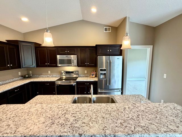 2008 Whiting Road NW 40, Bemidji, MN 56601