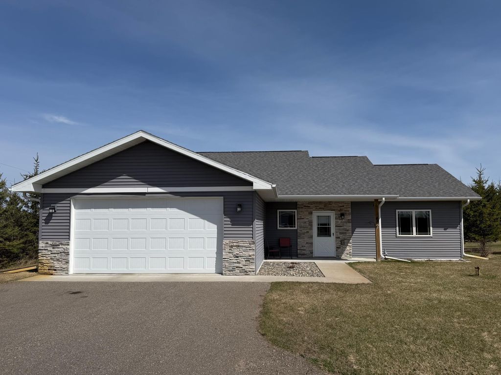 2008 Whiting Road NW 40, Bemidji, MN 56601