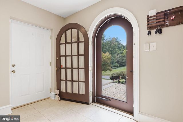719 WINDING RD, Jenkintown, PA 19046