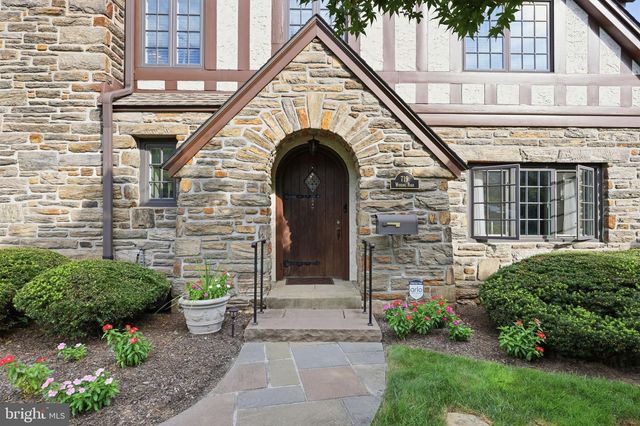 719 WINDING RD, Jenkintown, PA 19046