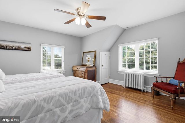719 WINDING RD, Jenkintown, PA 19046