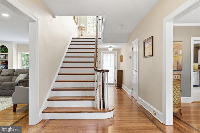 719 WINDING RD, Jenkintown, PA 19046