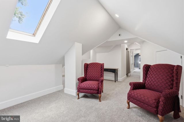 719 WINDING RD, Jenkintown, PA 19046