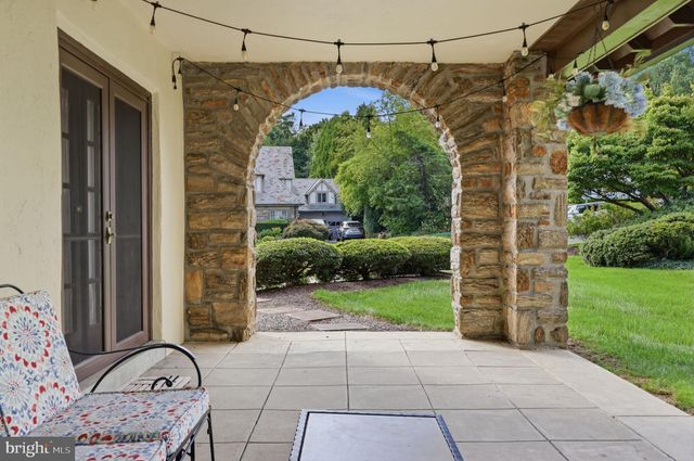 719 WINDING RD, Jenkintown, PA 19046
