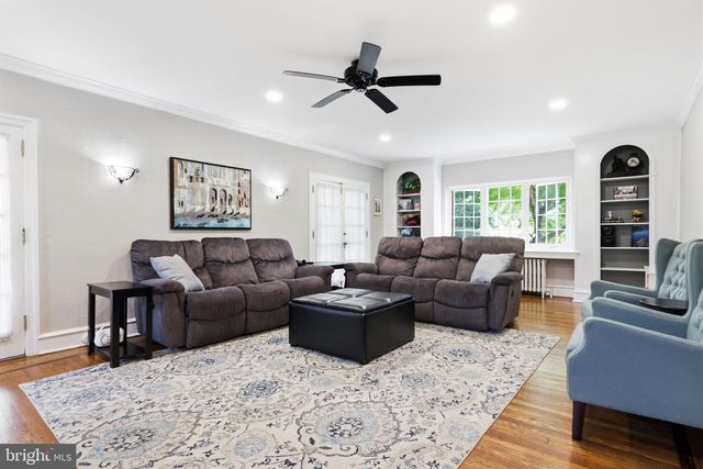 719 WINDING RD, Jenkintown, PA 19046