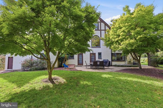 719 WINDING RD, Jenkintown, PA 19046