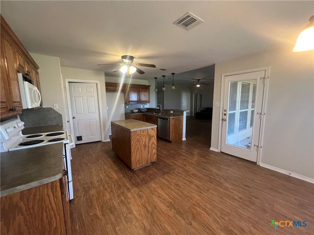 2130 Jasons West Court, New Braunfels, TX 78130