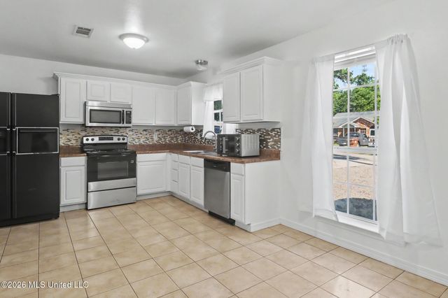 1210 Seventh Street, Long Beach, MS 39560