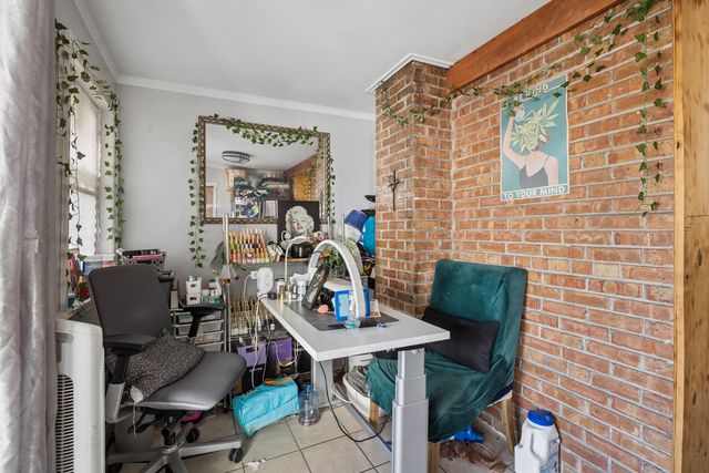 2209 N Long Avenue, Chicago, IL 60639