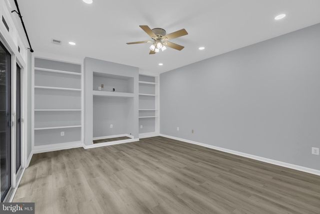 20465 WALSHEID TER, Ashburn, VA 20147