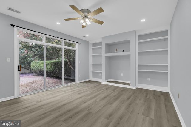 20465 WALSHEID TER, Ashburn, VA 20147
