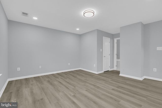 20465 WALSHEID TER, Ashburn, VA 20147