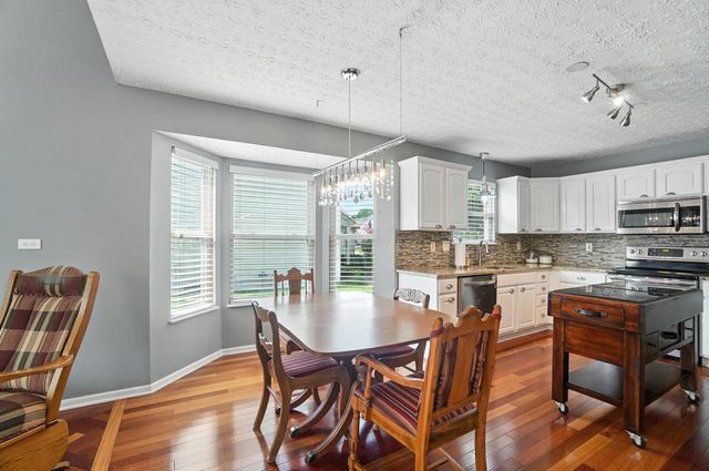 4598 Tylar Chase, Grove City, OH 43123