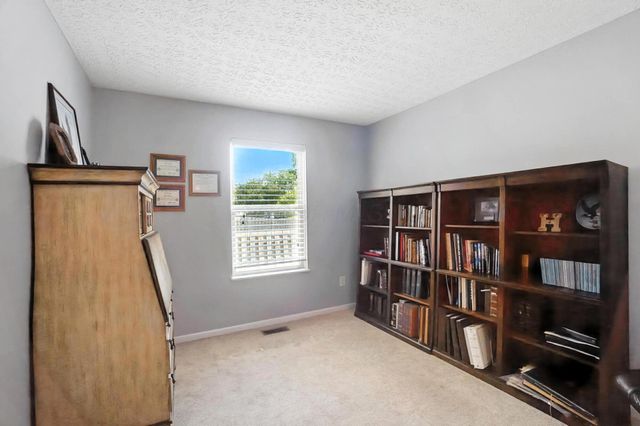 4598 Tylar Chase, Grove City, OH 43123