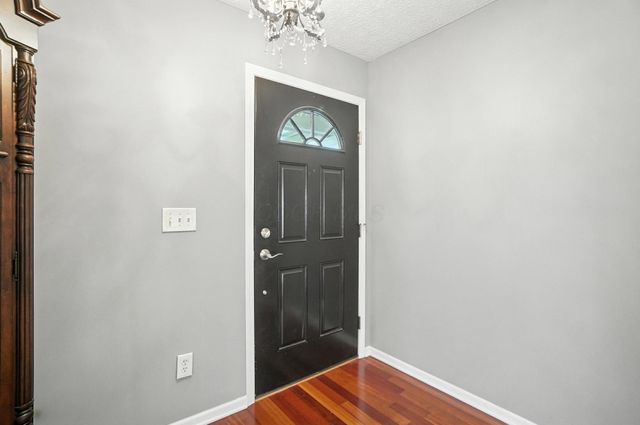 4598 Tylar Chase, Grove City, OH 43123