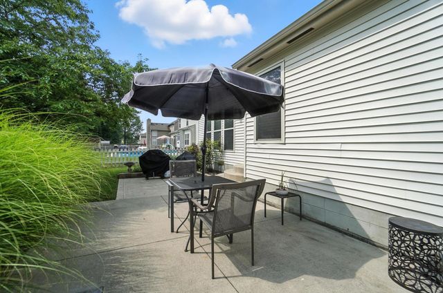 4598 Tylar Chase, Grove City, OH 43123