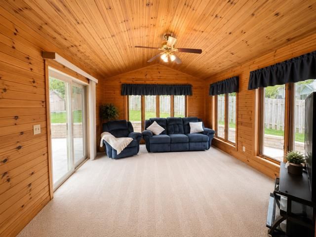 10864 Blue Mountain Avenue, Blue Mounds, WI 53517