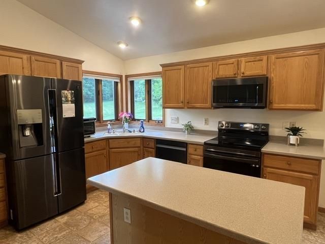 10864 Blue Mountain Avenue, Blue Mounds, WI 53517