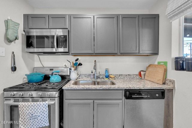 9301 SALISBURY Drive, El Paso, TX 79924