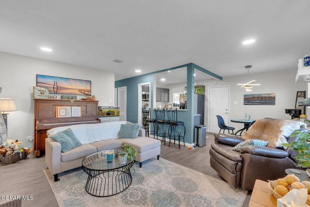 9301 SALISBURY Drive, El Paso, TX 79924