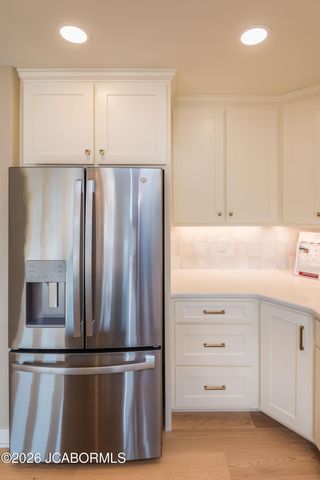 735 SARDONYX DRIVE, Jefferson City, MO 65109