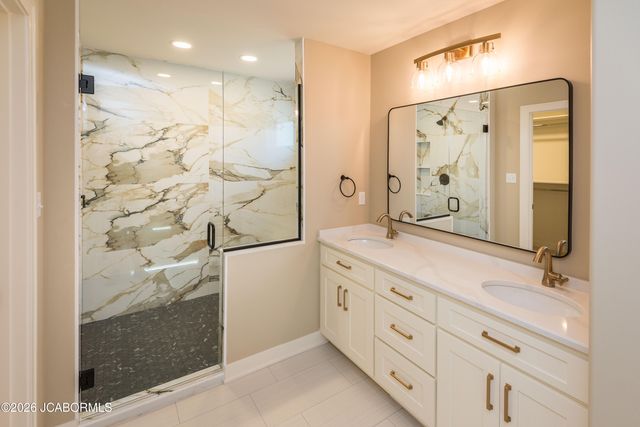 735 SARDONYX DRIVE, Jefferson City, MO 65109