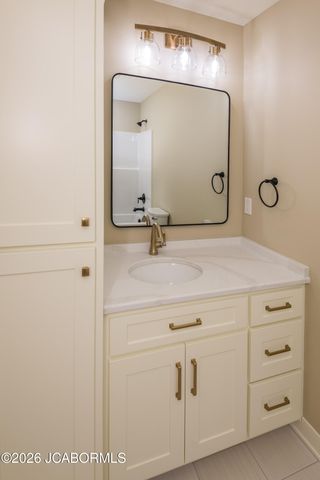 735 SARDONYX DRIVE, Jefferson City, MO 65109