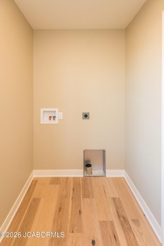 735 SARDONYX DRIVE, Jefferson City, MO 65109