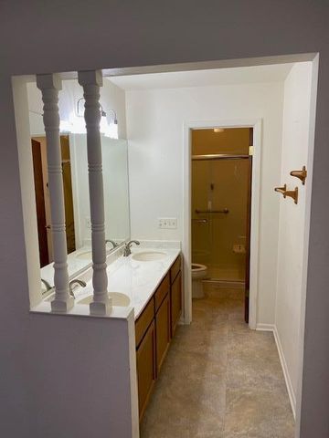 108 Dover Dr, Kerrville, TX 78028