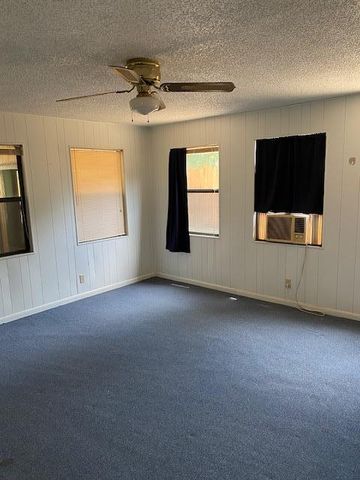 108 Dover Dr, Kerrville, TX 78028