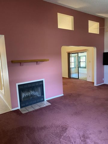 108 Dover Dr, Kerrville, TX 78028