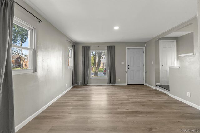 10838 Nottingham Road, Detroit, MI 48224