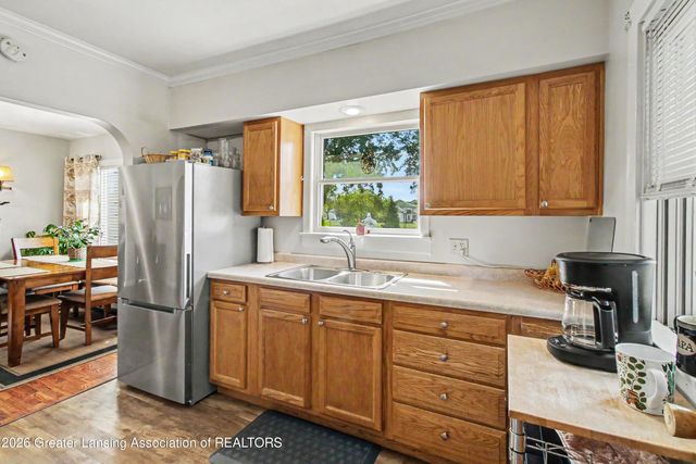 8306 W St Joe Highway, Lansing, MI 48917