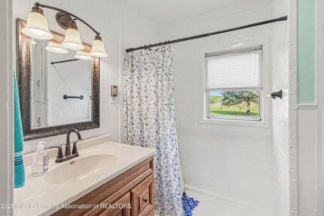 8306 W St Joe Highway, Lansing, MI 48917