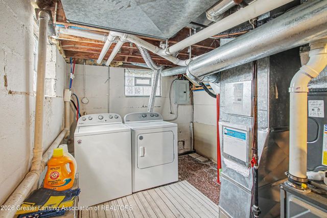 8306 W St Joe Highway, Lansing, MI 48917