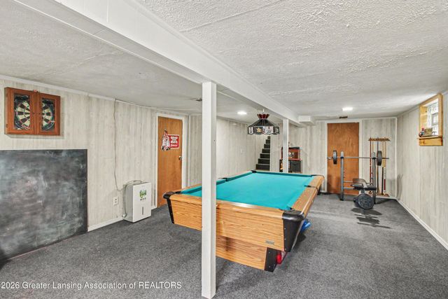 8306 W St Joe Highway, Lansing, MI 48917