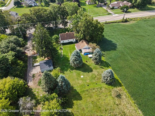 8306 W St Joe Highway, Lansing, MI 48917