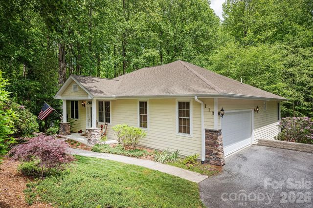 113 CHANCERY Court, Flat Rock, NC 28731