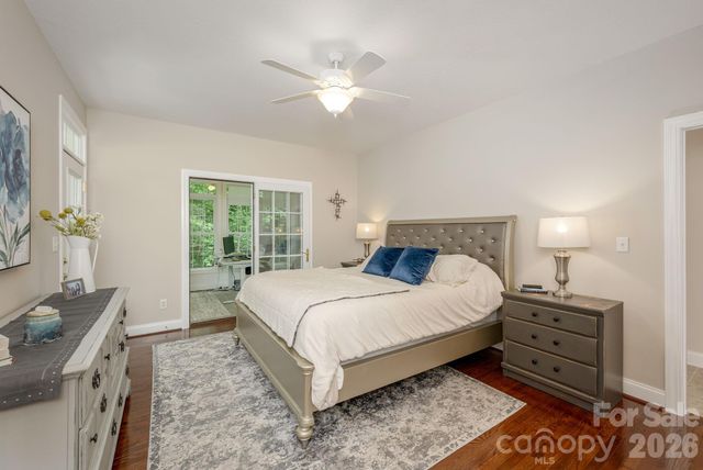 113 CHANCERY Court, Flat Rock, NC 28731
