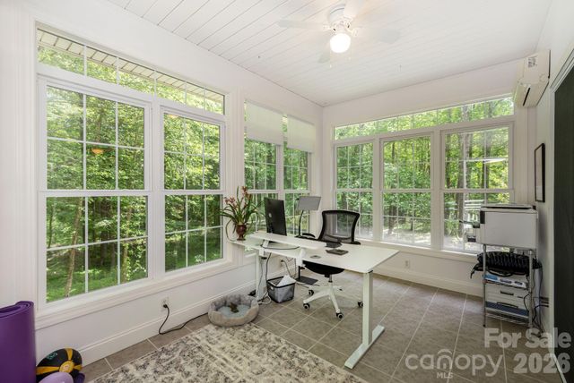 113 CHANCERY Court, Flat Rock, NC 28731