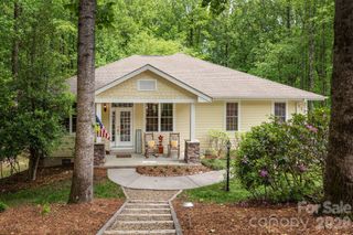 113 CHANCERY Court, Flat Rock, NC 28731