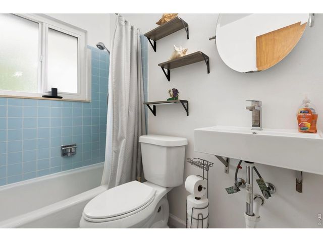 2816 W 27th St, Greeley, CO 80634