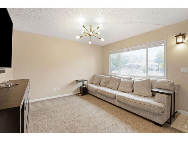 2816 W 27th St, Greeley, CO 80634