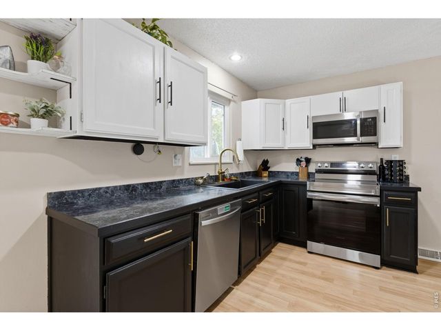2816 W 27th St, Greeley, CO 80634