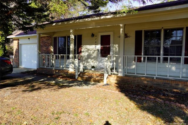 6708 Seaford Drive, Fayetteville, NC 28314